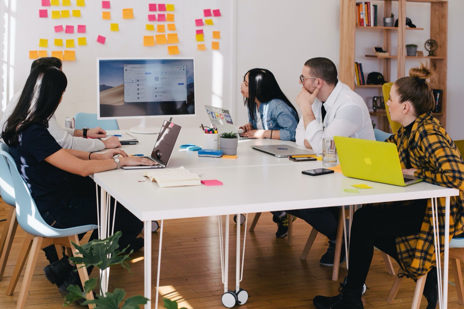 The power of pay transparency: Here’s how HR and people teams are implementing!